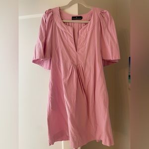Pomander place orchid pink Finley flutter sleeve dress.  Size medium.